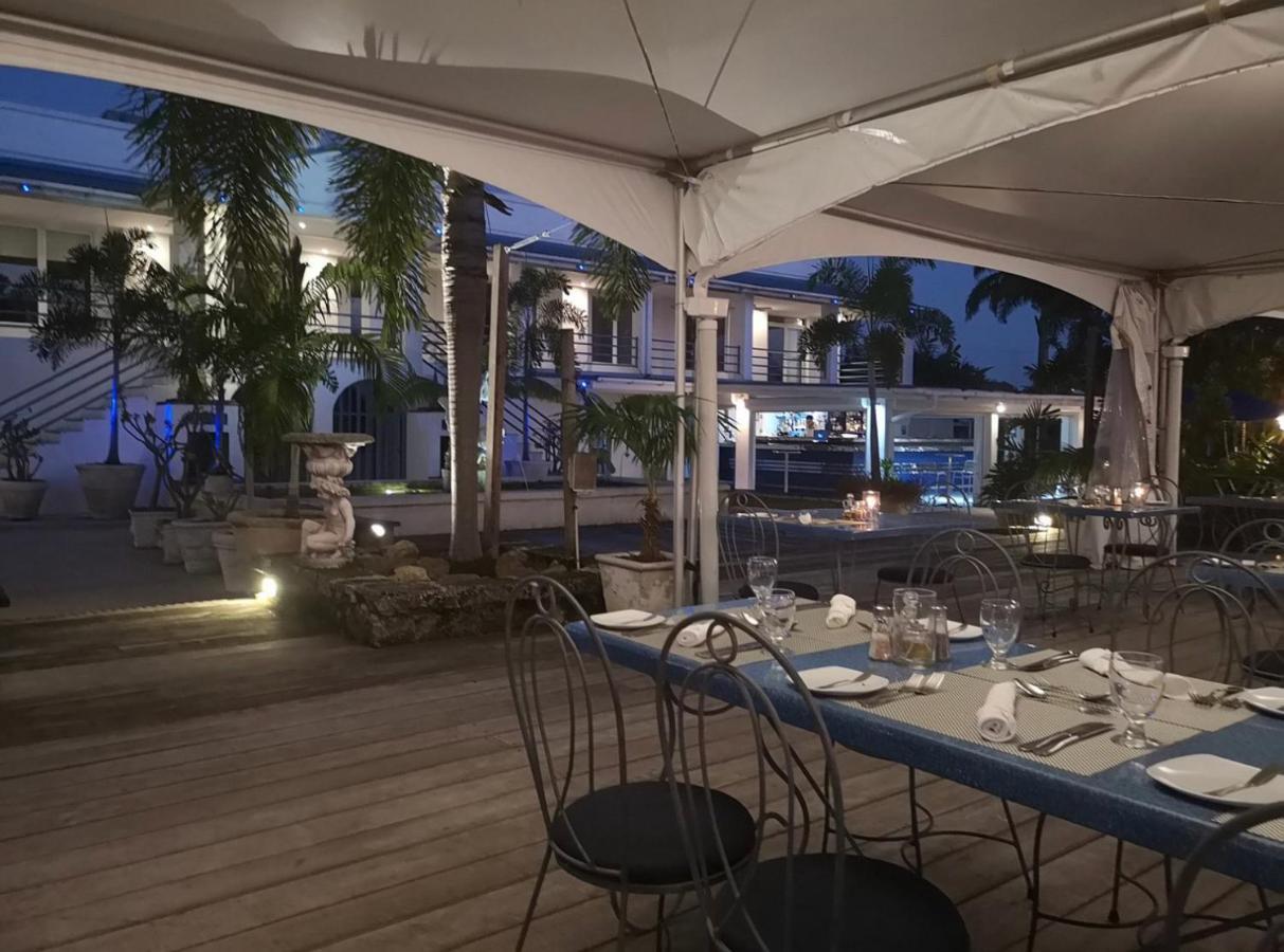 Sugalove Villa 30 Flamboyant Ave Saint James Exteriér fotografie